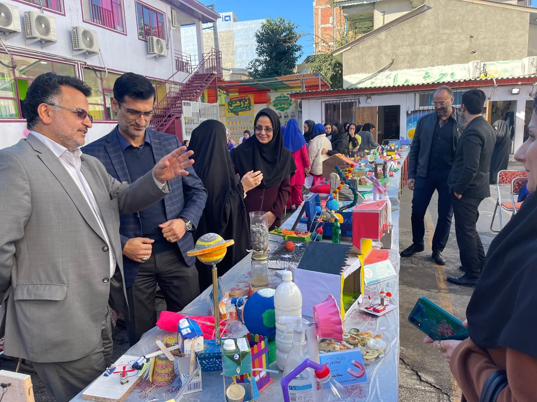 آمادگی و دبستان غیردولتی دخترانه تمام هوشمند پژوهش